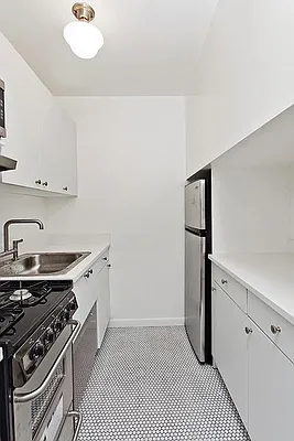 Rented by Mirador Real Estate | media 18