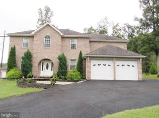 116 S Lakewood Dr, Ridgeley, WV 26753