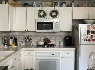 816 N Siavohn Dr, Orange, CA 92869