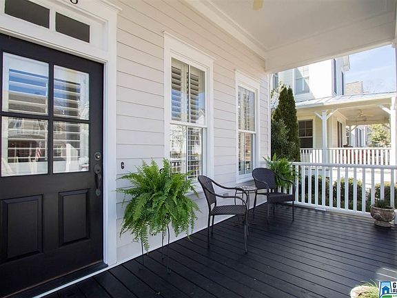3rd image of 4325 Village Green Way