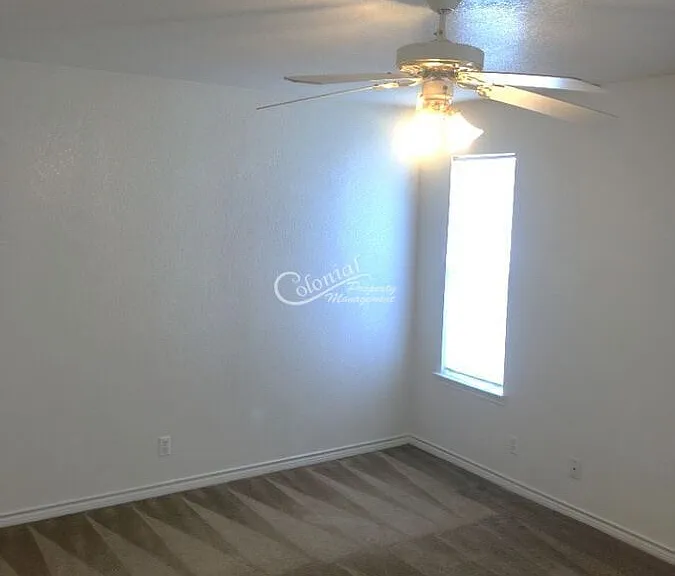 3807 Shellrock Dr — Photo 9