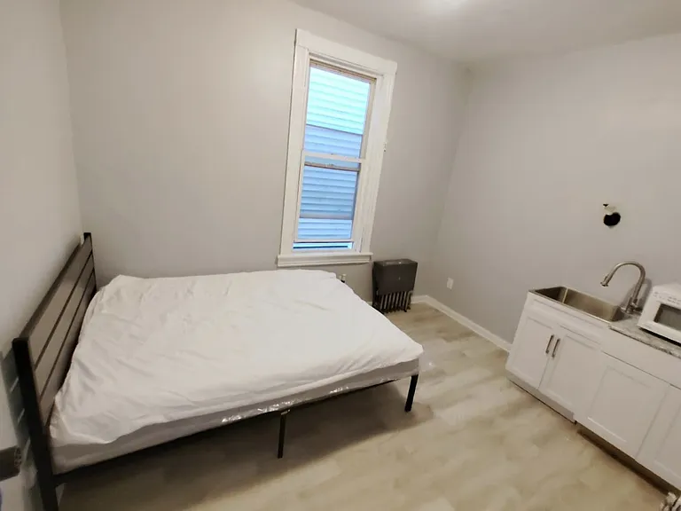 2767 Kennedy Blvd #3 — Photo 2