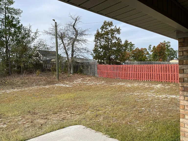 1365 Walton Loop — Photo 40