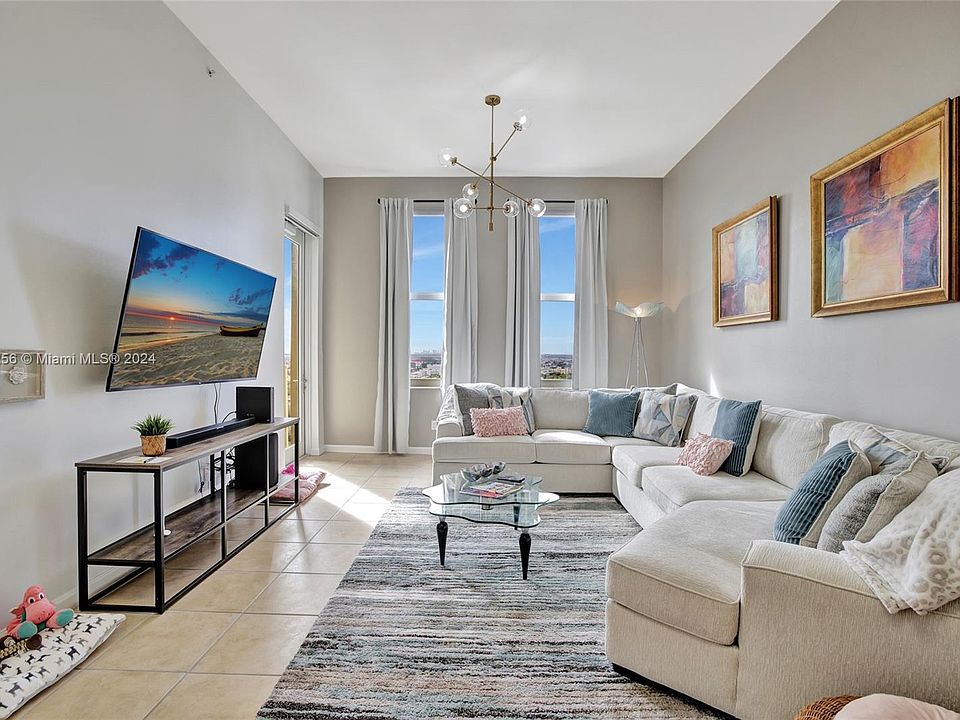 1st image of 511 SE 5th Ave #Penthouse 12-2512