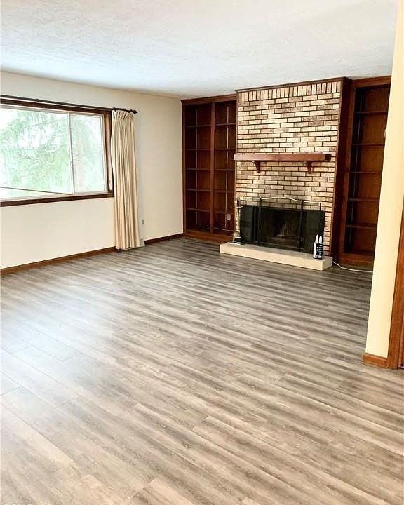 1st image of 1494 Gangl Dr