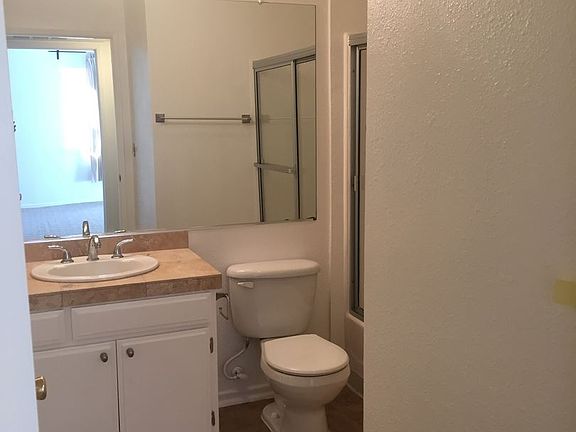 4th image of 7045 Woodley Ave Unit 205
