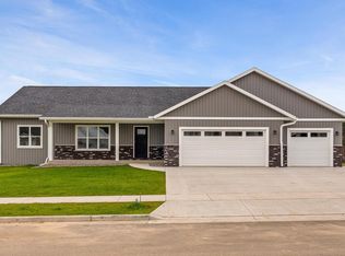 270 Southern Dr, Holmen, WI 54636