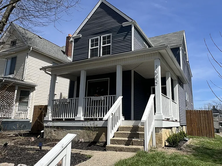 1342 Hamlet St — Photo 1