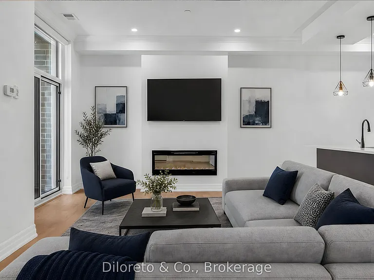 1880 Gordon St #214 — Photo 15