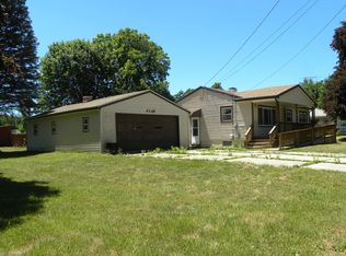 4166 Manor Dr, Grand Blanc, MI 48439