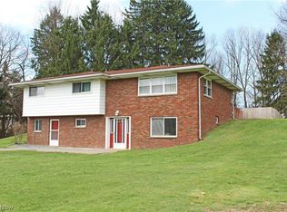 5637 Wylie Ridge Rd, New Cumberland, WV 26047
