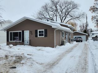 1434-1436 17th St S, Fargo, ND 58103