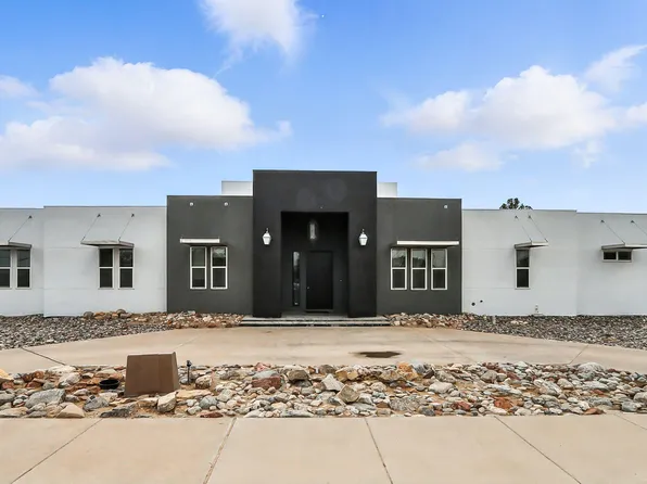 10464 Zach Rd, Socorro, TX 79927