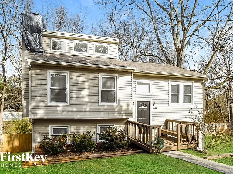 8500 Park Vista Cir — Photo 1