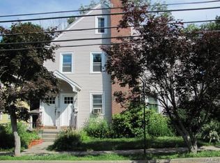 52 Burnsford Ave, Bridgeport, CT 06606