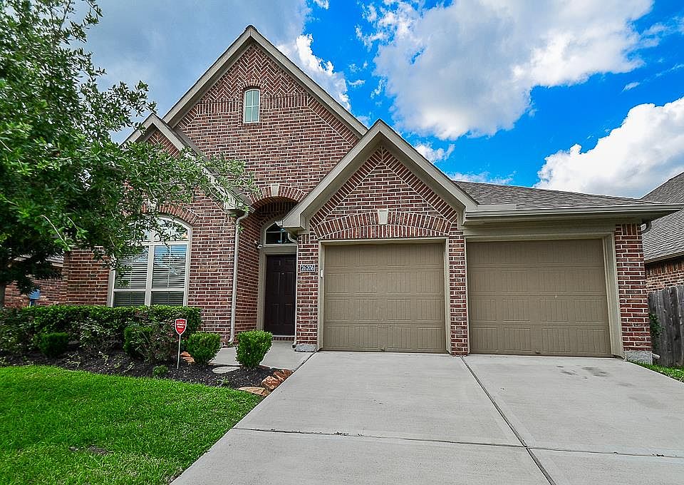 1st image of 26206 Serenity Oaks Dr