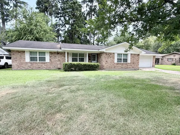 608 Willow Bend Dr, Lufkin, TX 75901