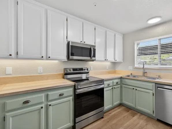 209 Elbridge Avenue #F, Cloverdale, CA 95425