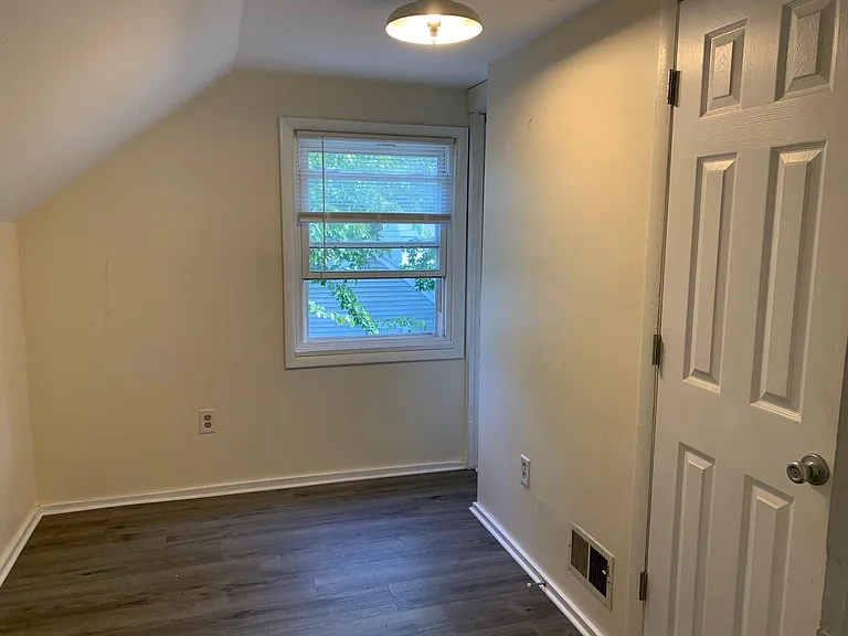 Bedroom on the second floor (The other half)