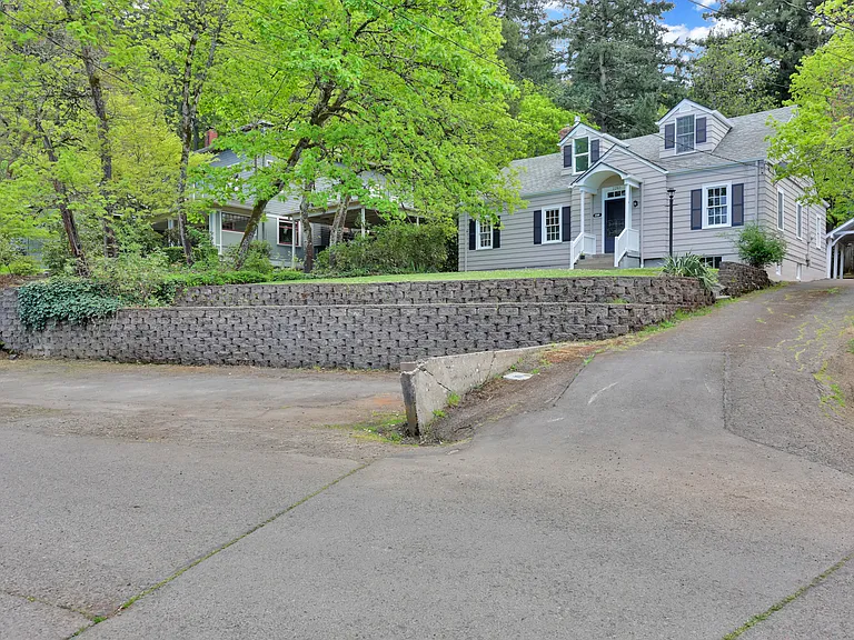 2260 E 15th Ave — Photo 54