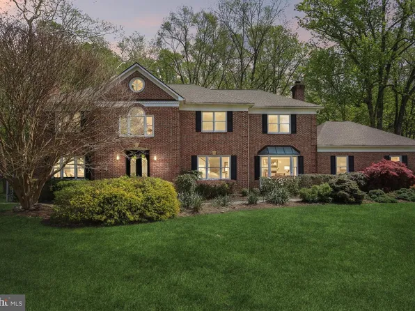 12321 Rivers Edge Dr, Potomac, MD 20854