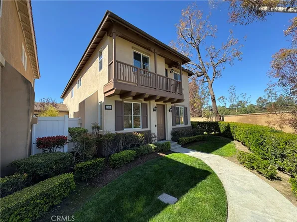165 Kensington Park, Irvine, CA 92606