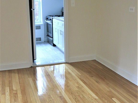 3rd image of 72-38 113th St #5L