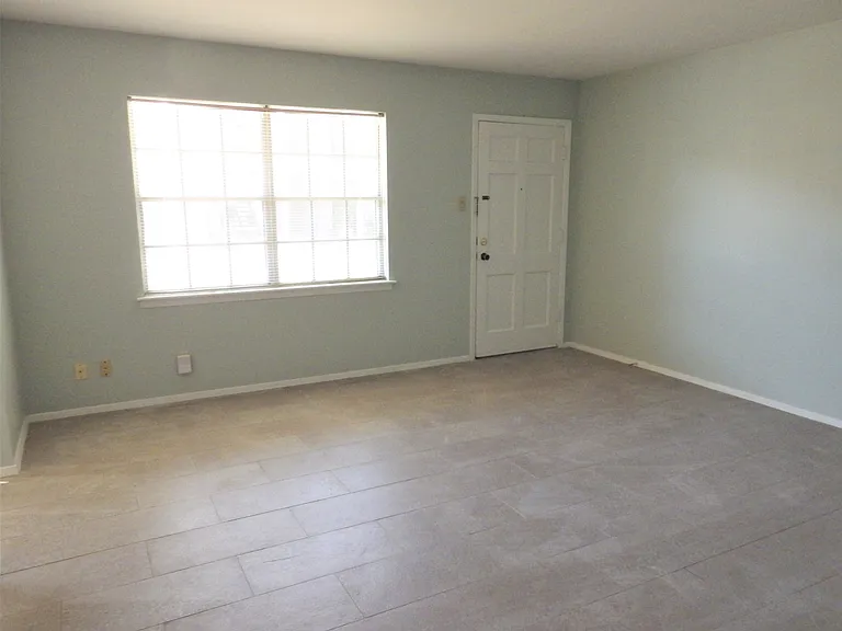 2001 Scott St #21 — Photo 3