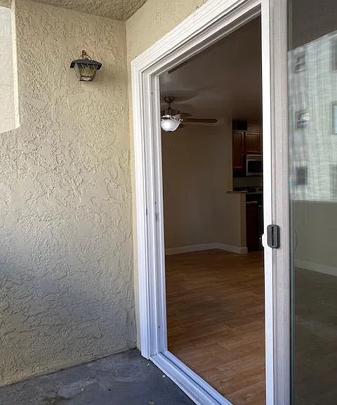 1029 El Camino Real #2 — Photo 13