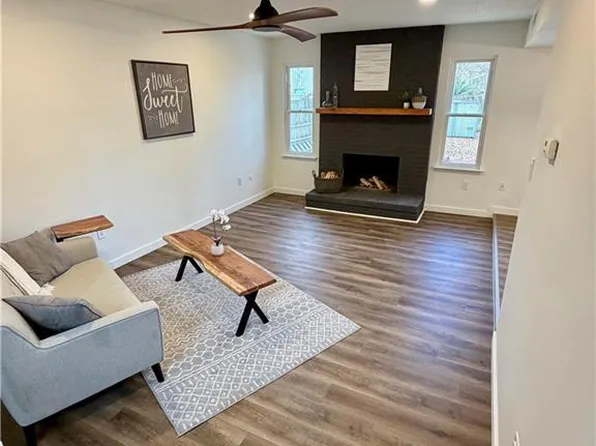 1739 Pompey St, Virginia Beach, VA 23464