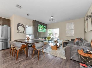 579 E 28th St, Brooklyn, NY 11210