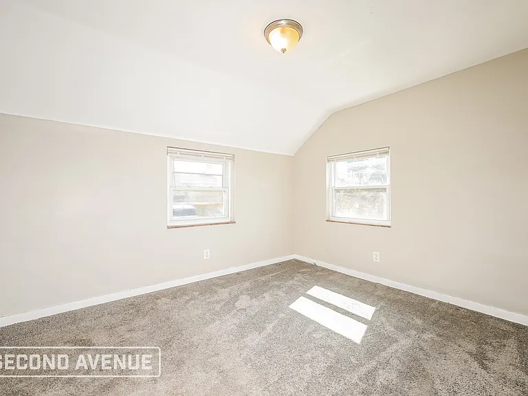 124 Dauntless Dr — Photo 15
