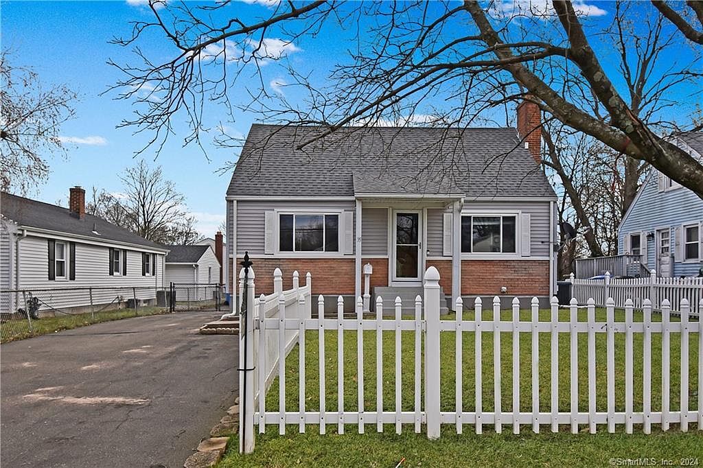 35 4th St, New Britain, CT 06051 Zillow