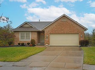 165 Benchway Ct, Fairfield, OH 45014
