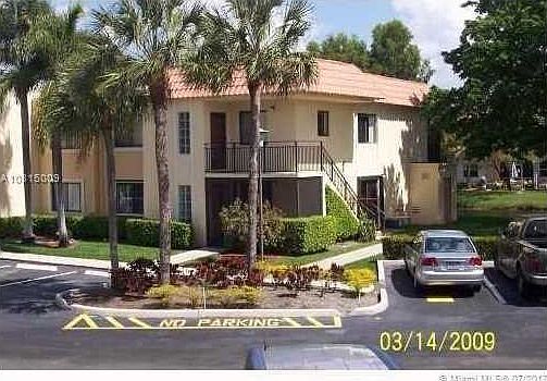1st image of 424 Lakeview Dr APT 106