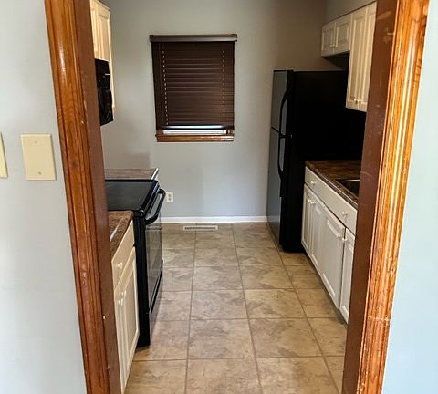 4th image of 119 Parkview Ave