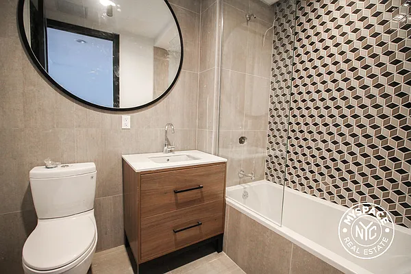 Rented by MySpaceNYC | media 7