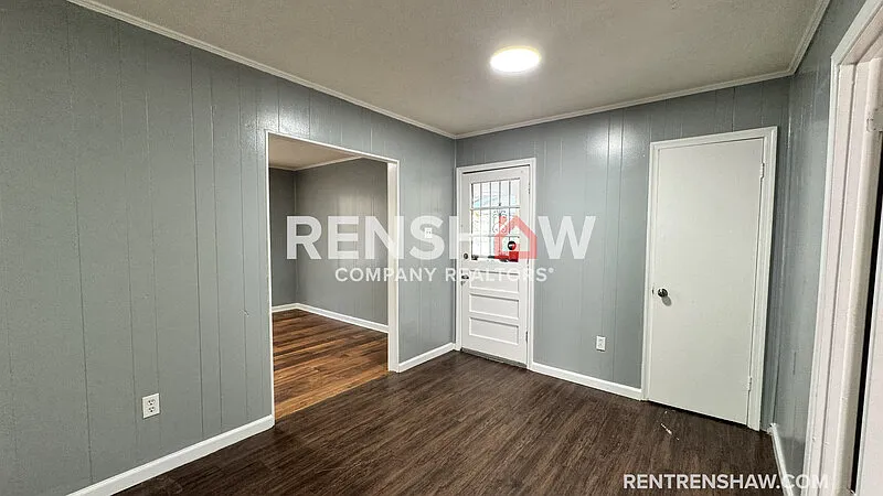 3 bed, 1.0 bath, 1317 sqft, $1,050 — Photo 4
