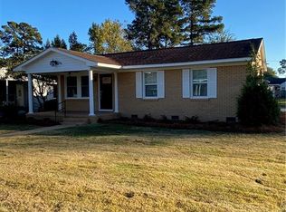 1202 Hardin Rd, Lumberton, NC 28358