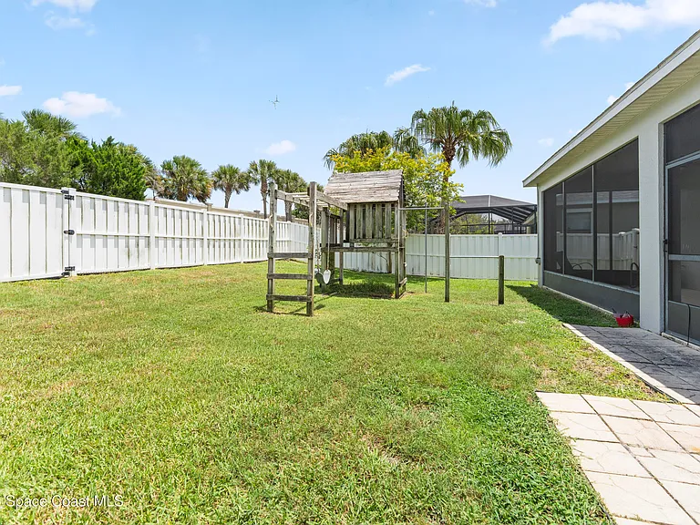 8426 Stalwart Cir — Photo 36