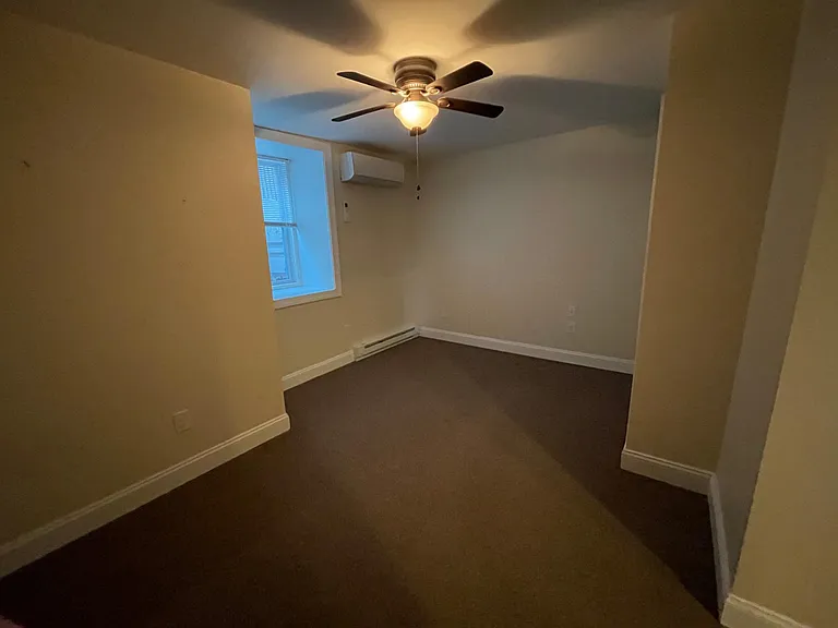 215 Washington Ln #5 — Photo 9