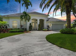 8192 Lowbank DR, NAPLES, FL 34109