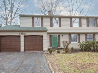 2290 Birch Trace Dr, Youngstown, OH