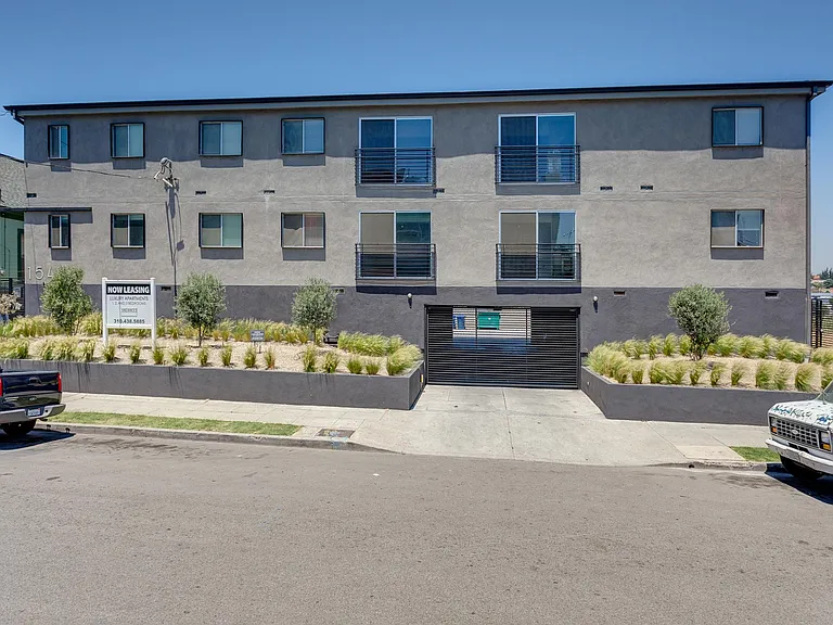 1541 Rockwood St #9 — Photo 8