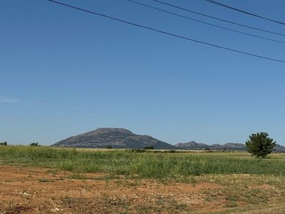 1 NW Meers Porter Hill Rd, Elgin, OK, 73538