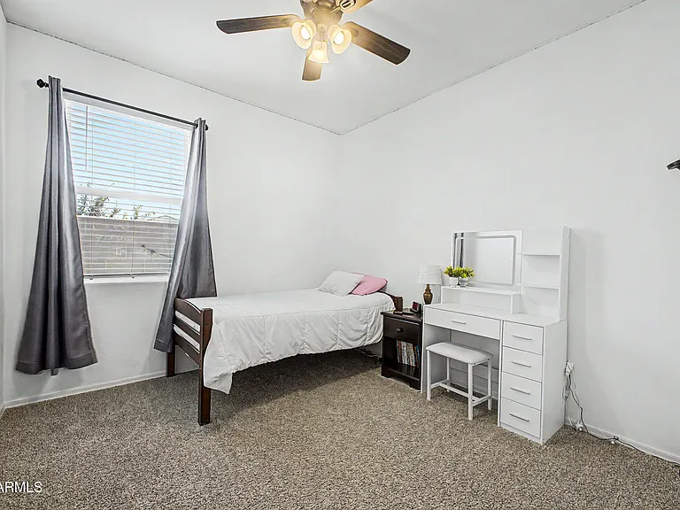 10611 W Bloch Rd — Photo 18