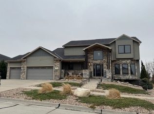 3505 Wendell Dr, Hastings, NE 68901
