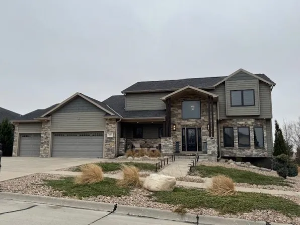 3505 Wendell Dr, Hastings, NE 68901