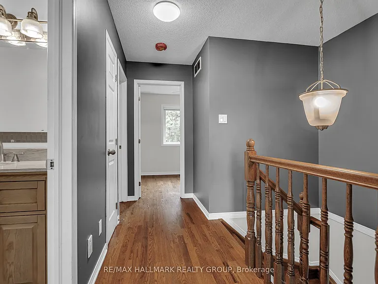 146 College Cir — Photo 19
