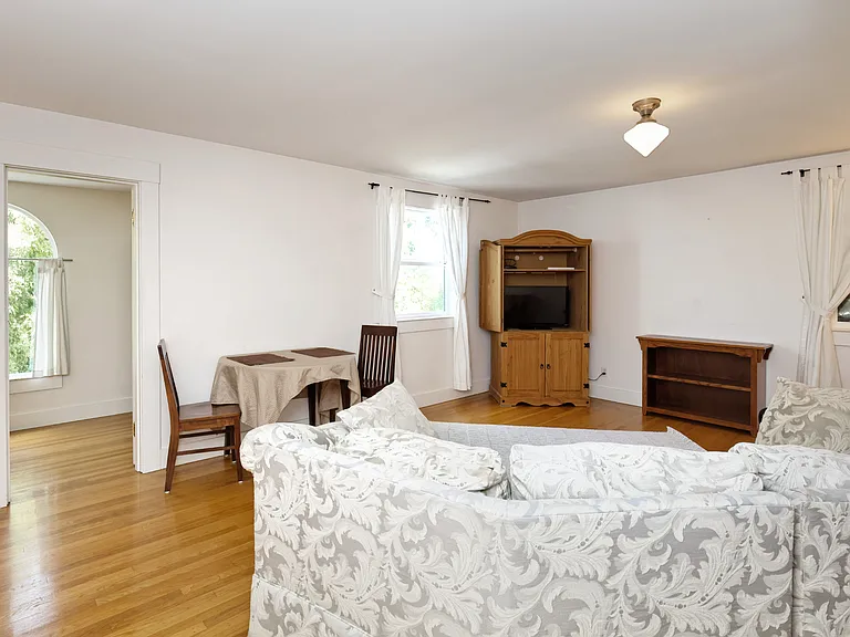 163 Arlington Ave #2 — Photo 14